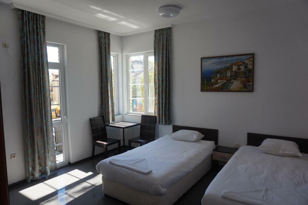 Seaside Guest Rooms Burgas by Eksteriør bilde