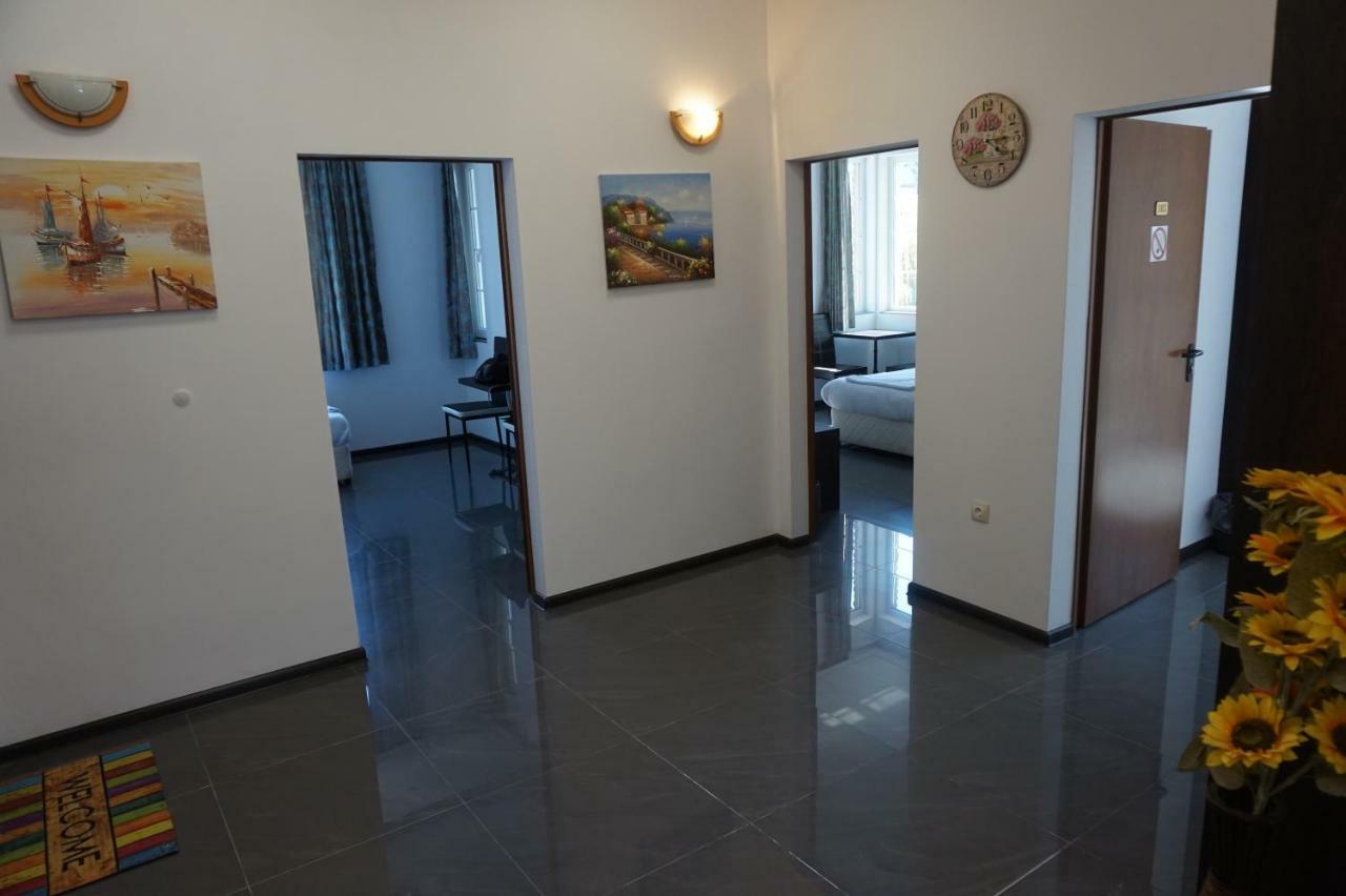 Seaside Guest Rooms Burgas by Eksteriør bilde