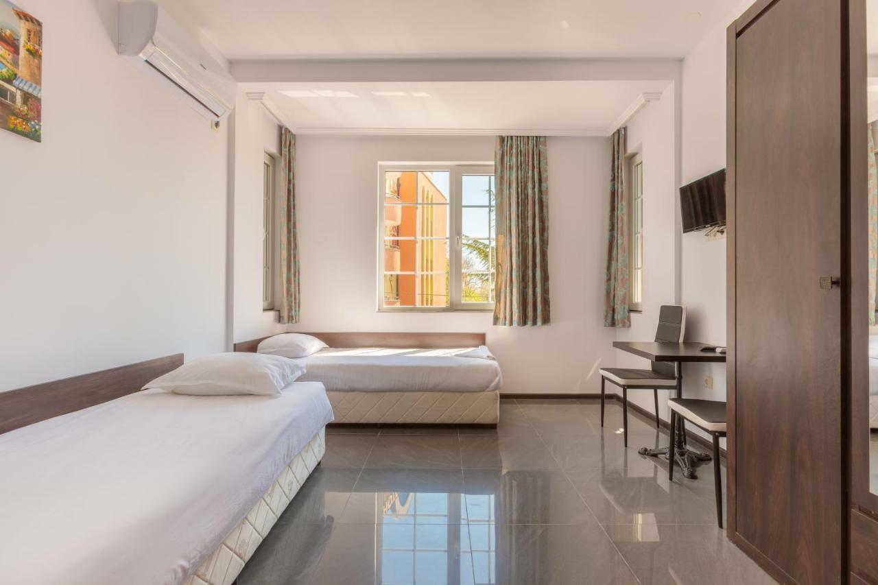 Seaside Guest Rooms Burgas by Eksteriør bilde